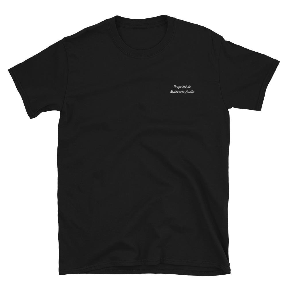 T-shirt "Propriété de Maîtresse Amélie" (Entièrement Personnalisable)